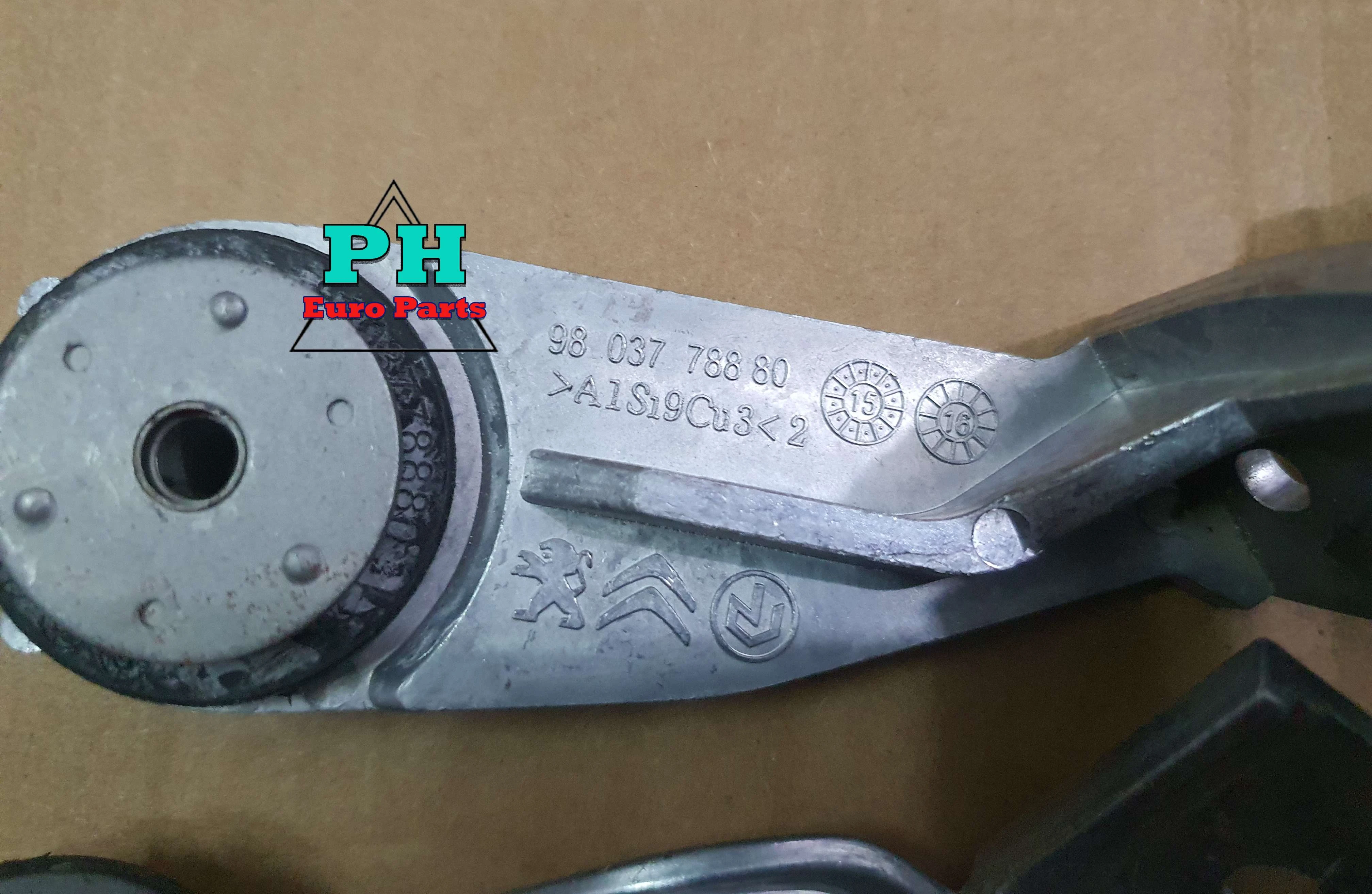 CHÂN BẮT KÉT LÀM MÁT TURBO 3008/5008 9803779180 9803778980 9803778880 98 037 791 80 98 037 789 80 98 037 788 80